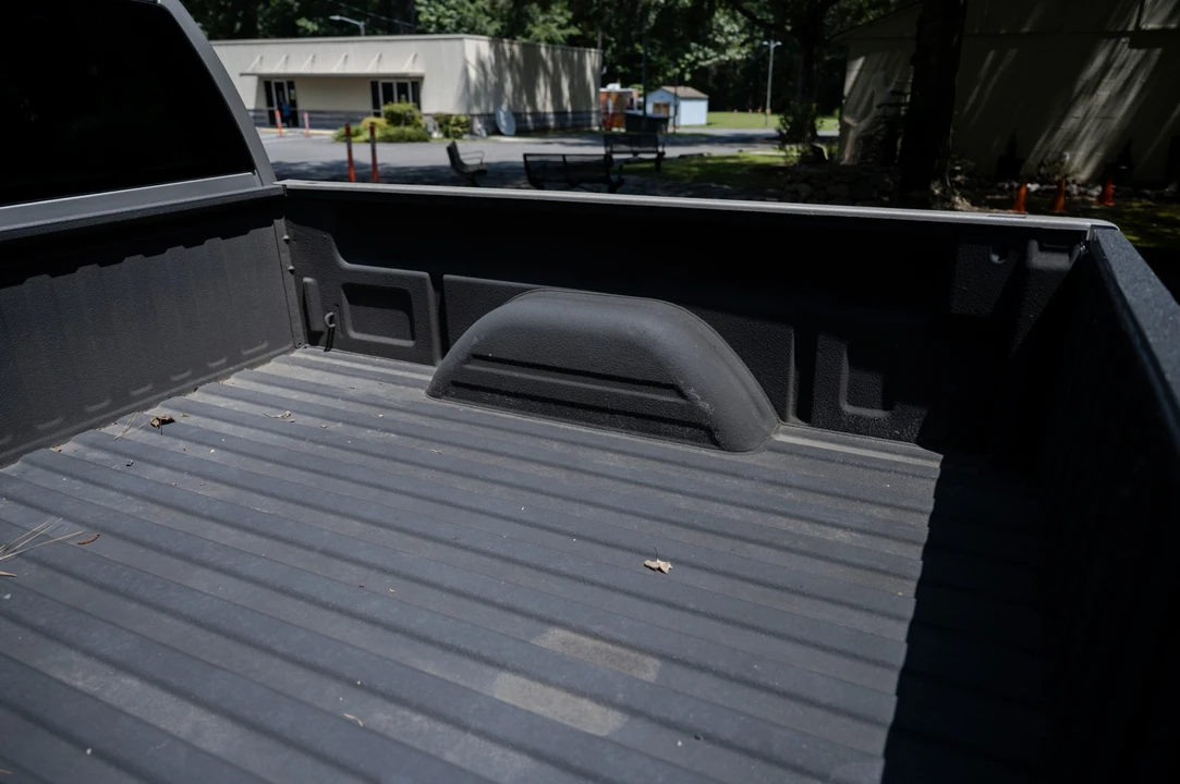 2004 GMC Sierra 2nd Gen - Image 23 of 31