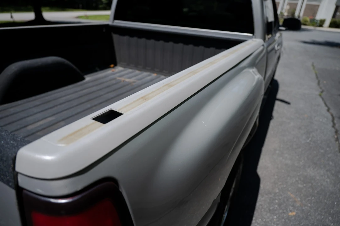 2004 GMC Sierra 2nd Gen - Image 28 of 31