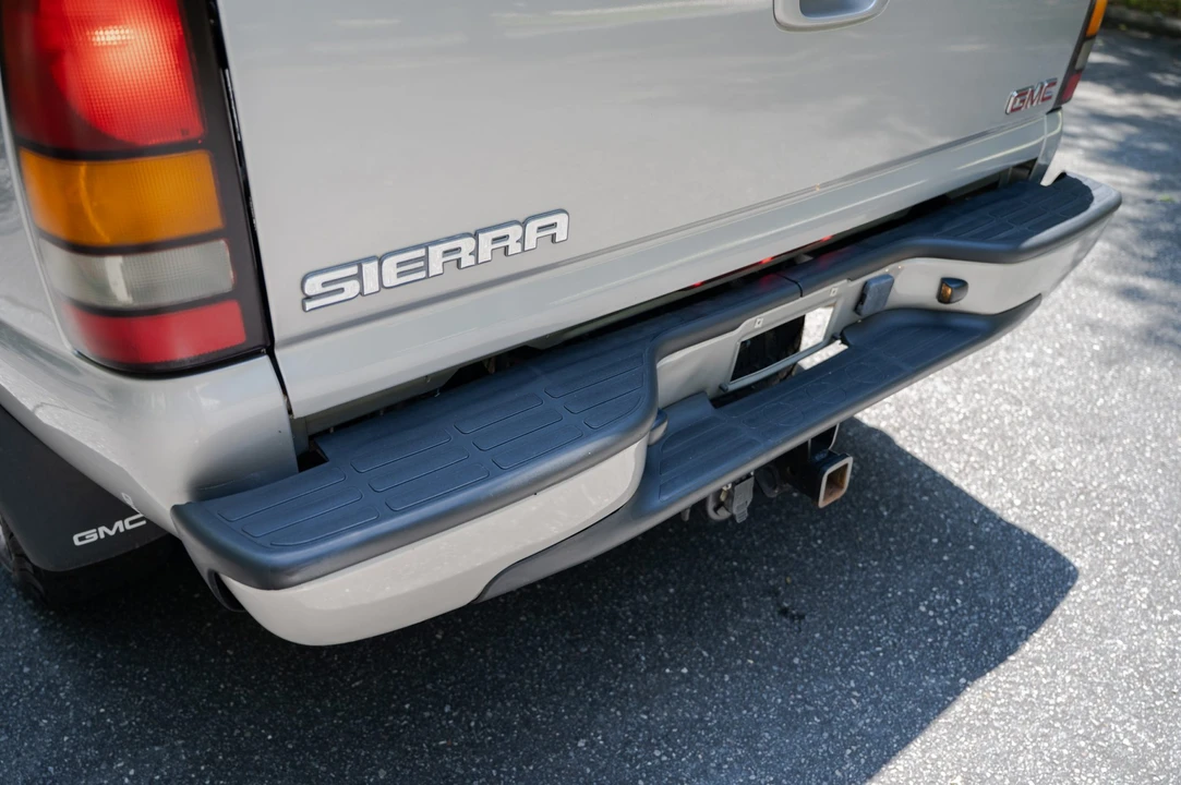 2004 GMC Sierra 2nd Gen - Image 30 of 31