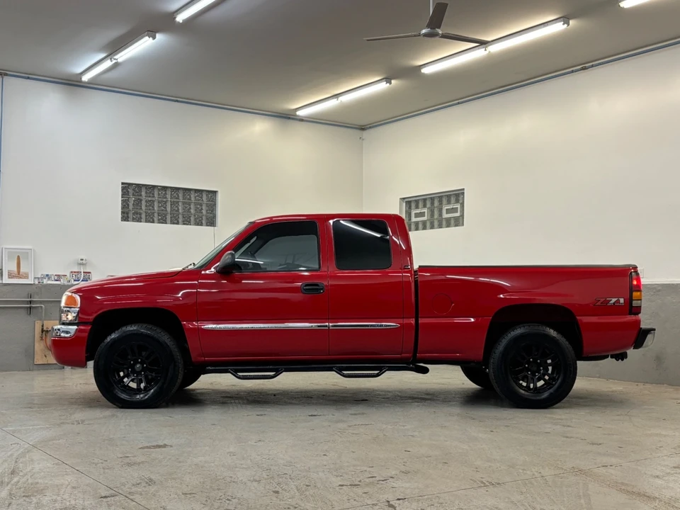 2004 GMC Sierra 1st Gen - Image 3 of 21