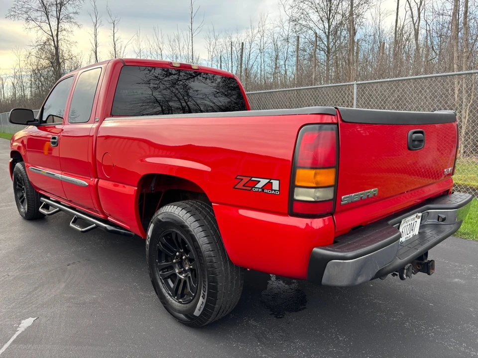 2004 GMC Sierra 2nd Gen - Image 12 of 21