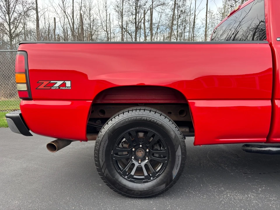 2004 GMC Sierra 2nd Gen - Image 17 of 21