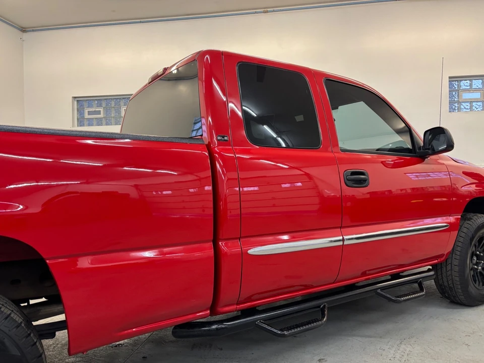 2004 GMC Sierra 1st Gen - Image 11 of 21
