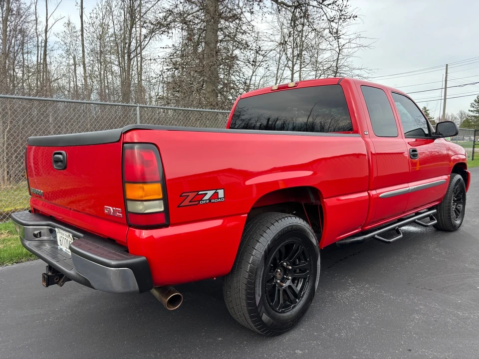 2004 GMC Sierra 2nd Gen - Image 18 of 21