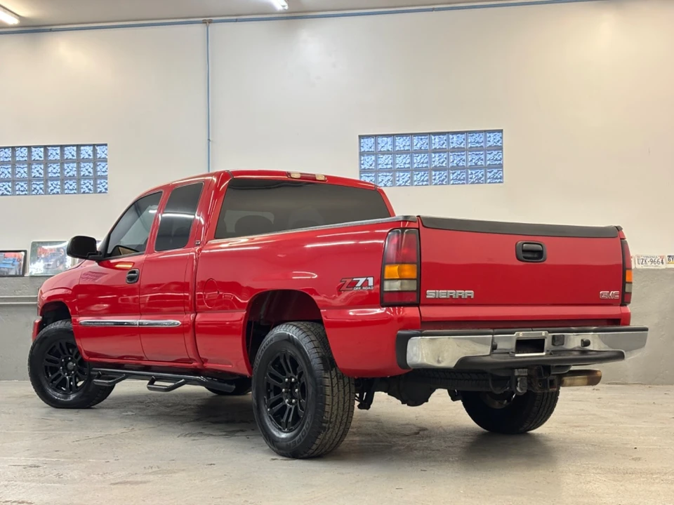 2004 GMC Sierra 1st Gen - Image 4 of 21