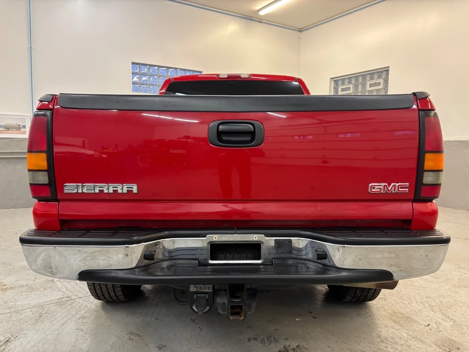 2004 GMC Sierra 1st Gen - Image 8 of 21