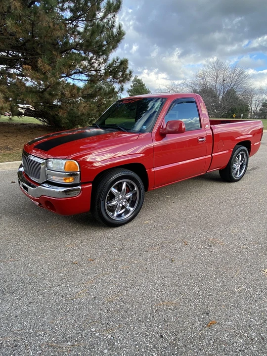 2004 GMC Sierra 2nd Gen - Image 18 of 31