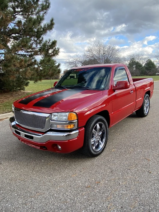 2004 GMC Sierra 2nd Gen - Image 9 of 31