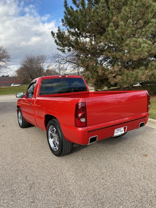 2004 GMC Sierra 2nd Gen - Image 29 of 31