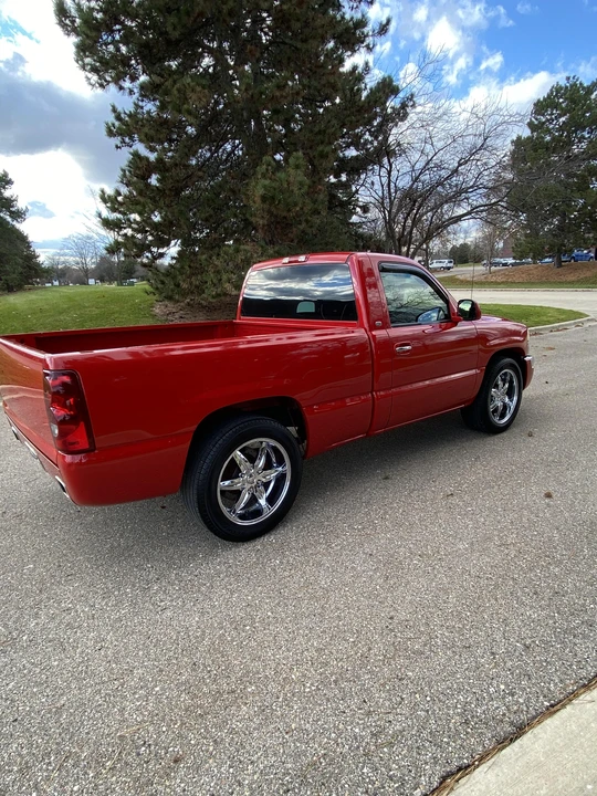 2004 GMC Sierra 2nd Gen - Image 30 of 31
