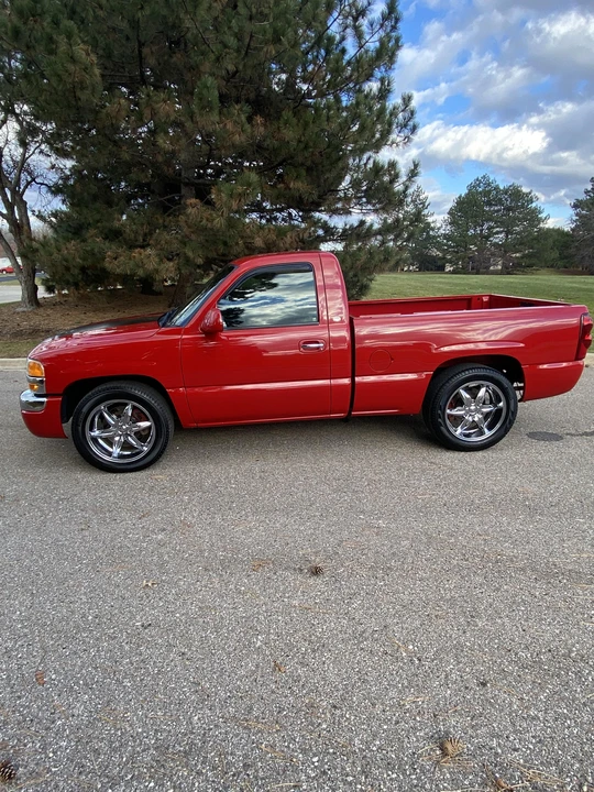 2004 GMC Sierra 2nd Gen - Image 26 of 31