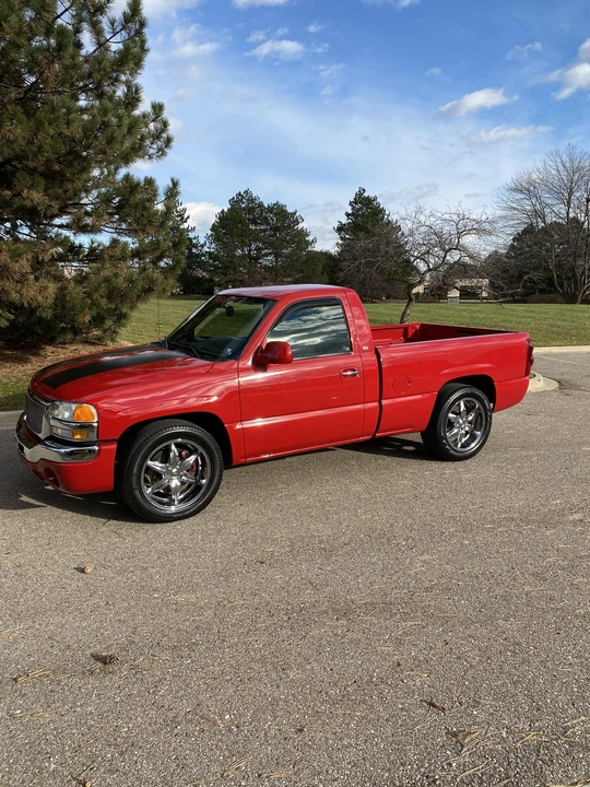 2004 GMC Sierra 2nd Gen - Image 19 of 31