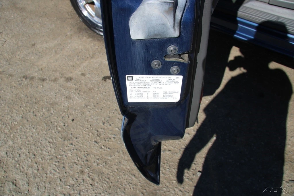 2004 GMC Sierra 1st Gen - Image 11 of 21