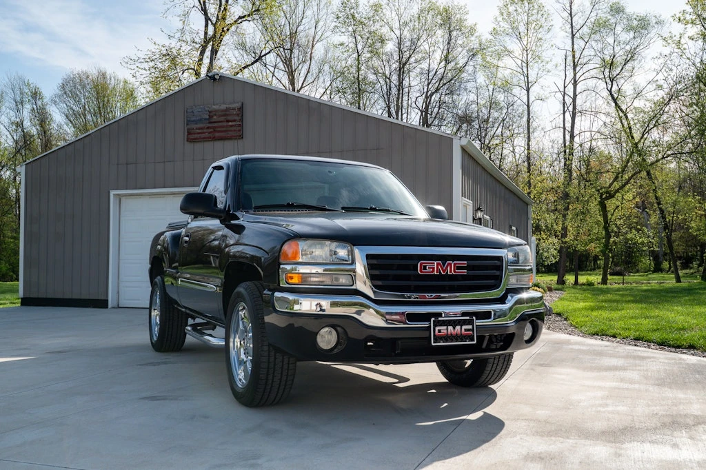 2004 GMC Sierra 2nd Gen - Image 9 of 31