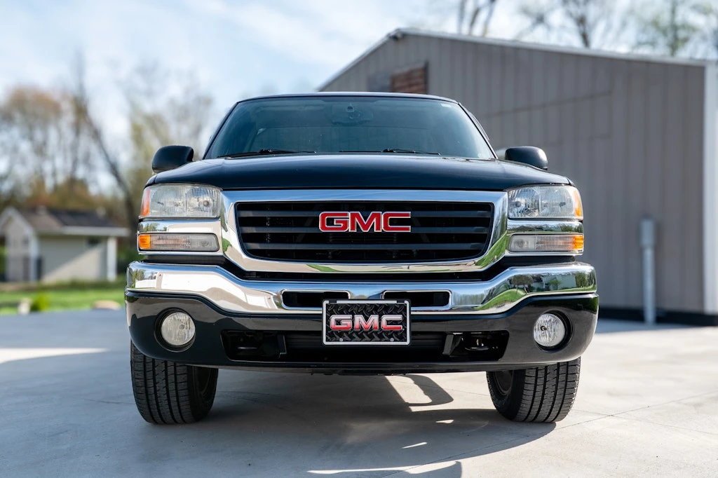 2004 GMC Sierra 2nd Gen - Image 6 of 31