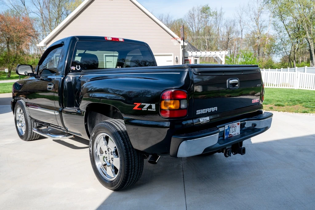 2004 GMC Sierra 2nd Gen - Image 19 of 31