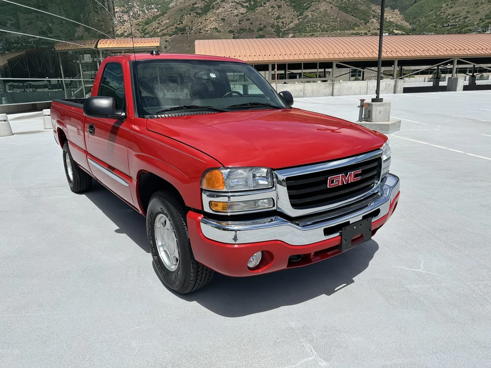 2004 GMC Sierra 2nd Gen - Image 31 of 31