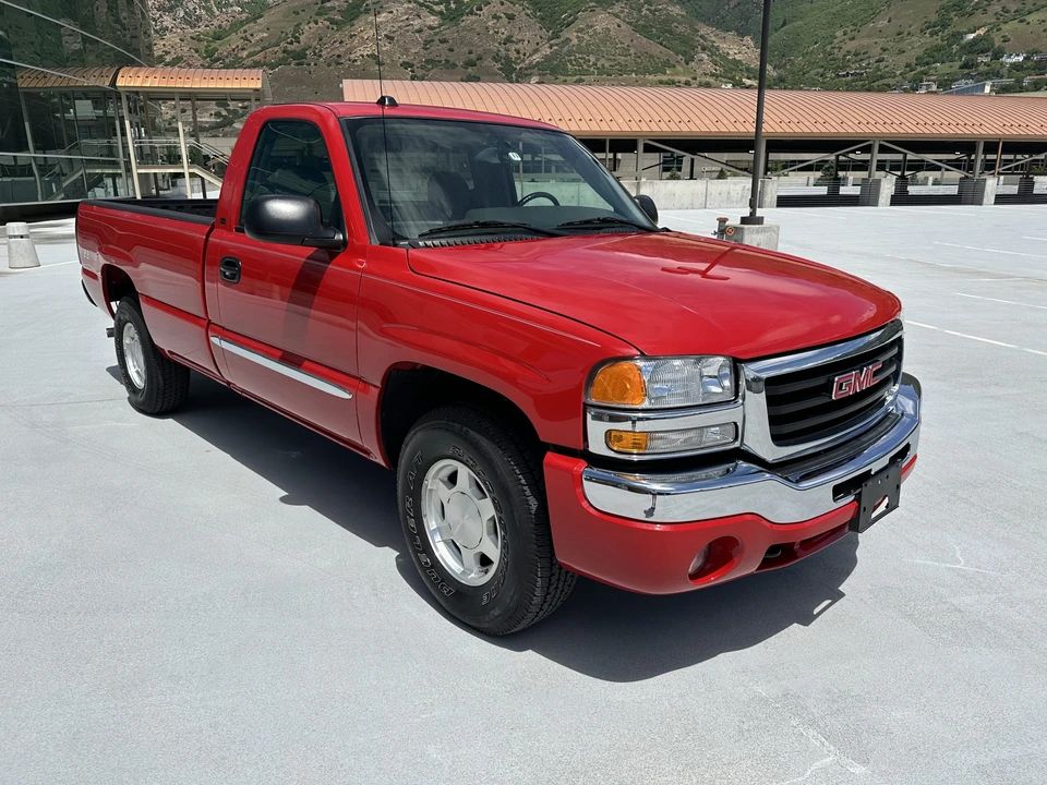 2004 GMC Sierra 2nd Gen - Image 30 of 31