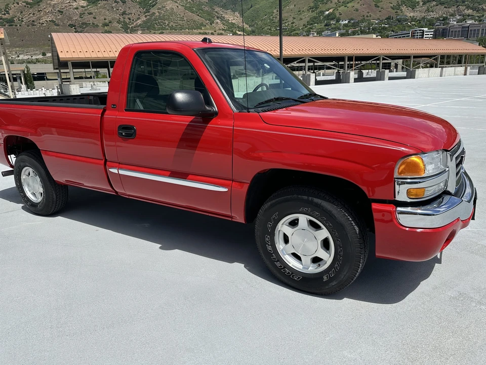 2004 GMC Sierra 2nd Gen - Image 28 of 31
