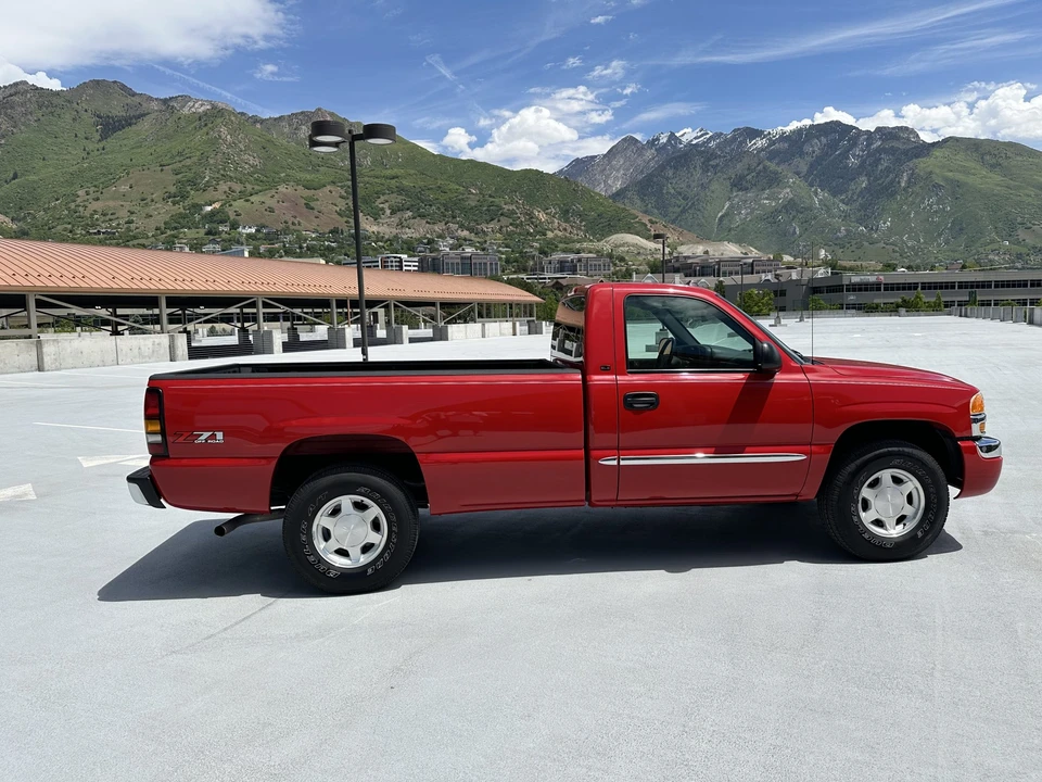 2004 GMC Sierra 2nd Gen - Image 23 of 31
