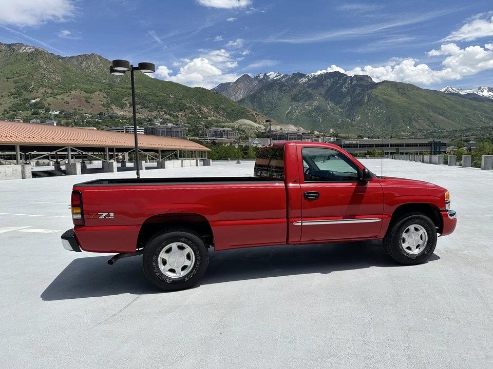 2004 GMC Sierra 2nd Gen - Image 22 of 31