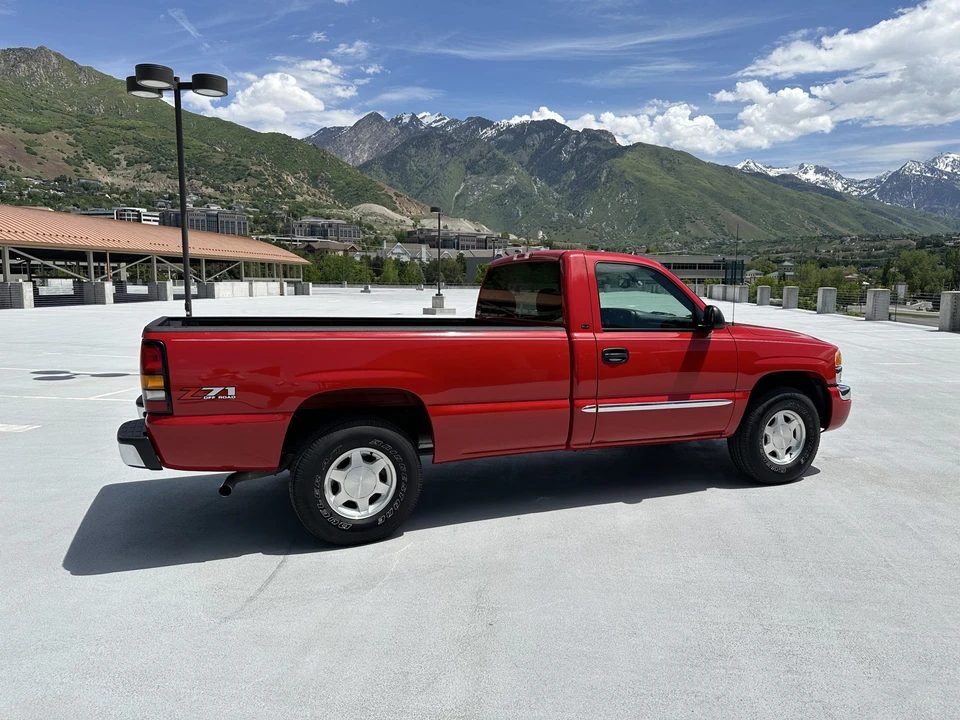 2004 GMC Sierra 2nd Gen - Image 21 of 31