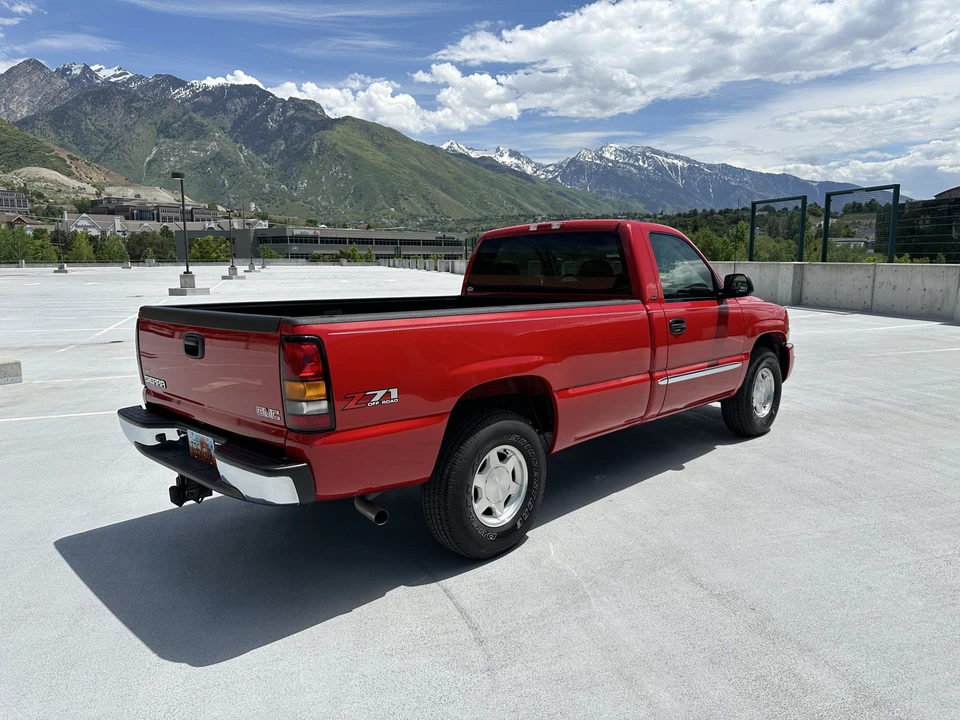 2004 GMC Sierra 2nd Gen - Image 18 of 31