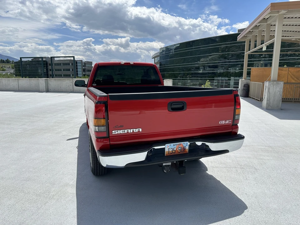 2004 GMC Sierra 2nd Gen - Image 11 of 31