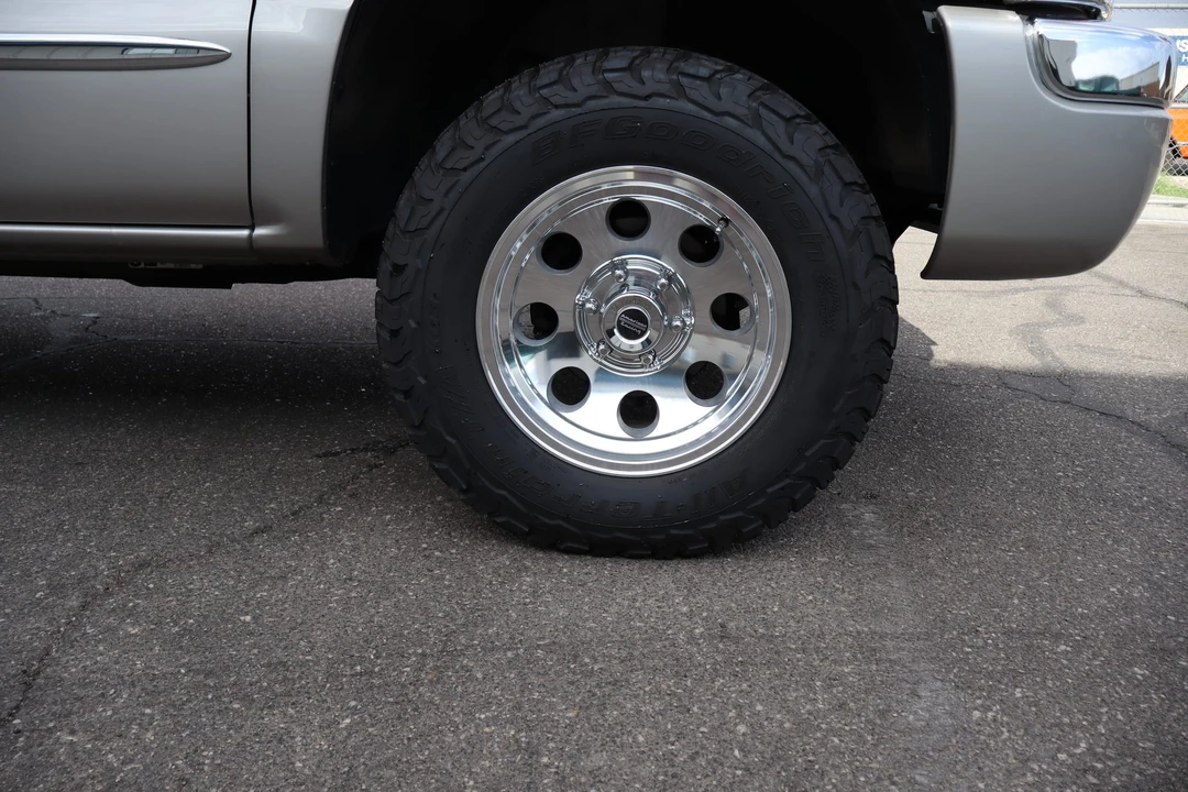 2004 GMC Sierra 2nd Gen - Image 31 of 31
