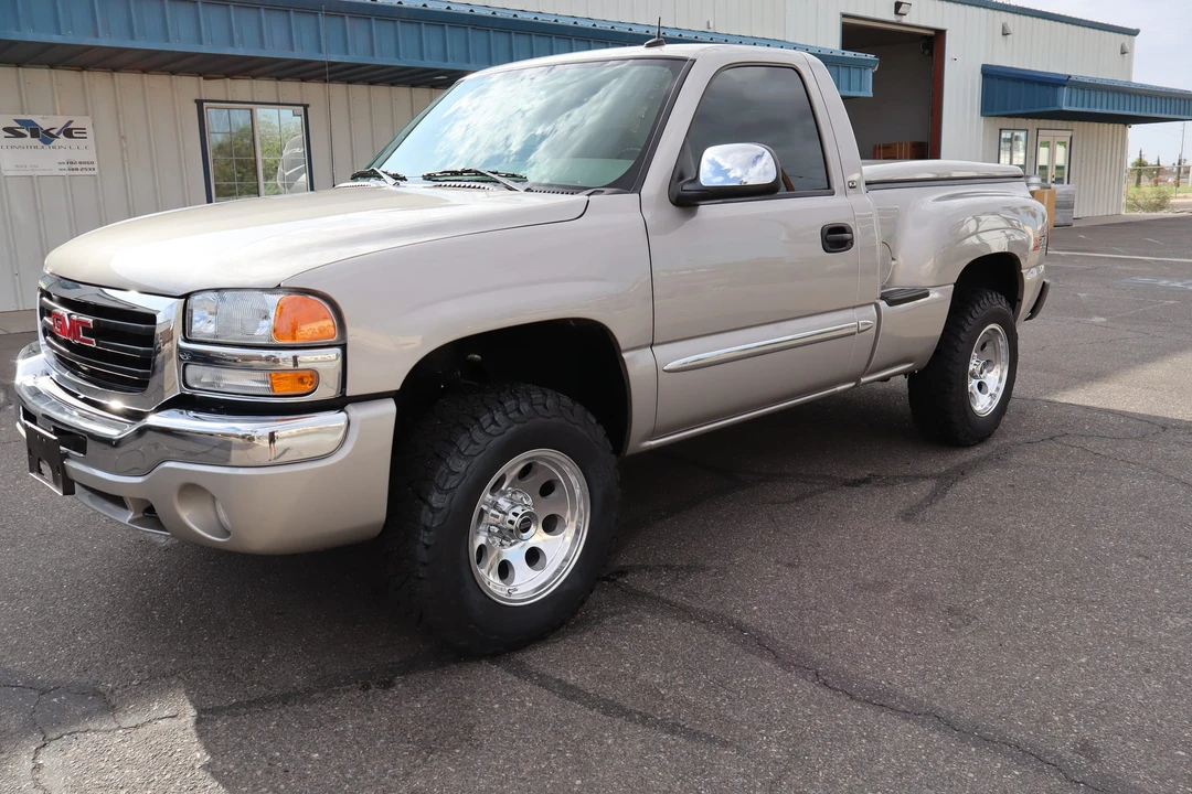 2004 GMC Sierra 2nd Gen - Image 14 of 31