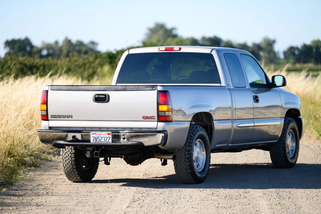 2004 GMC Sierra 2nd Gen - Image 16 of 31