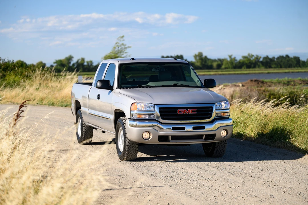 2004 GMC Sierra 2nd Gen - Image 23 of 31