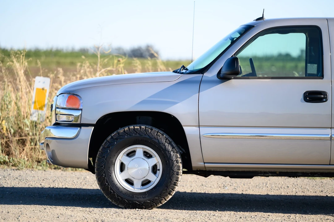 2004 GMC Sierra 2nd Gen - Image 30 of 31