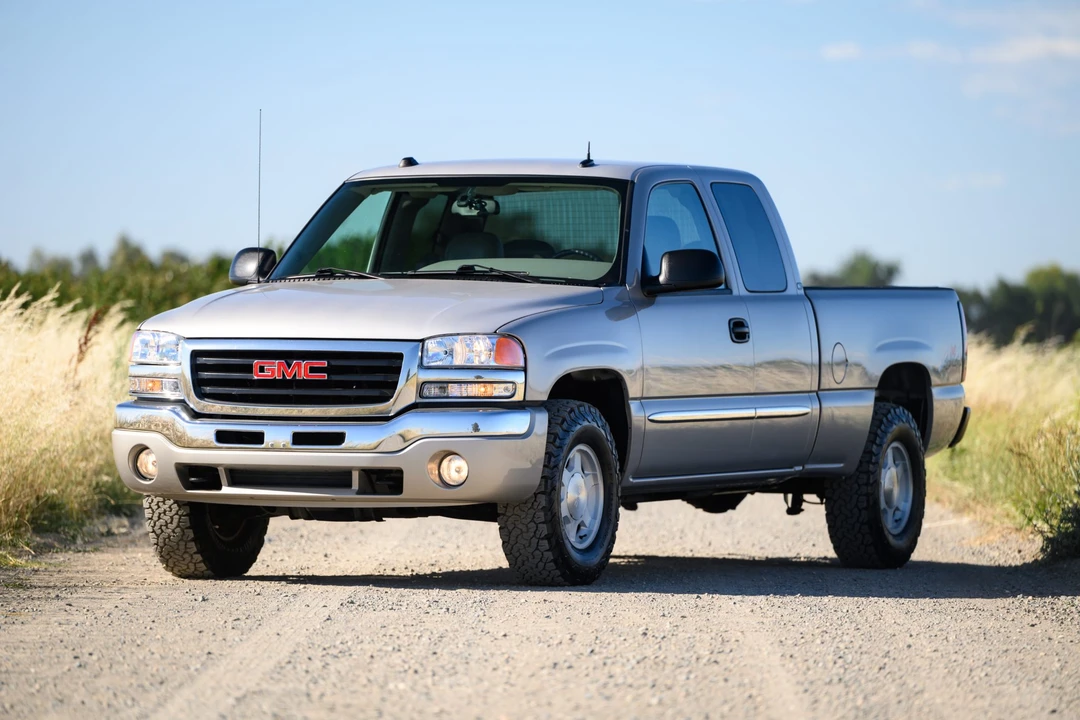 2004 GMC Sierra 2nd Gen - Image 6 of 31