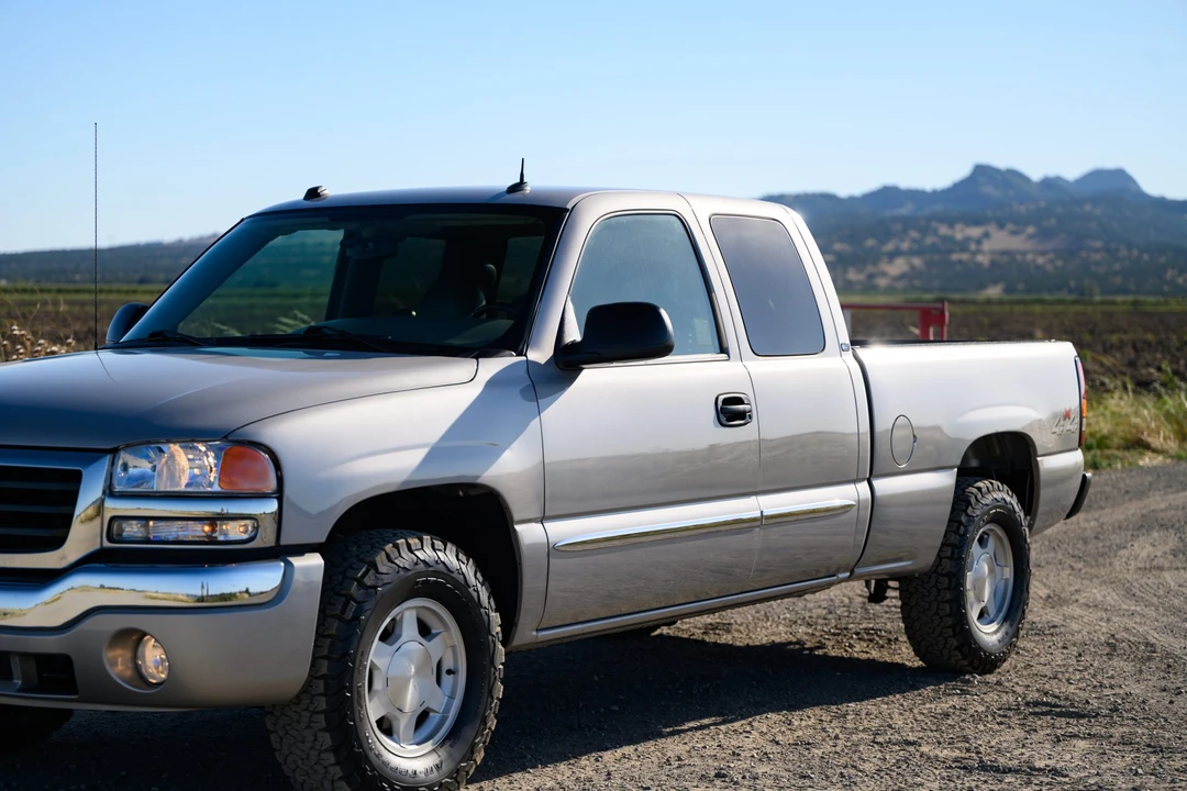 2004 GMC Sierra 2nd Gen - Image 25 of 31