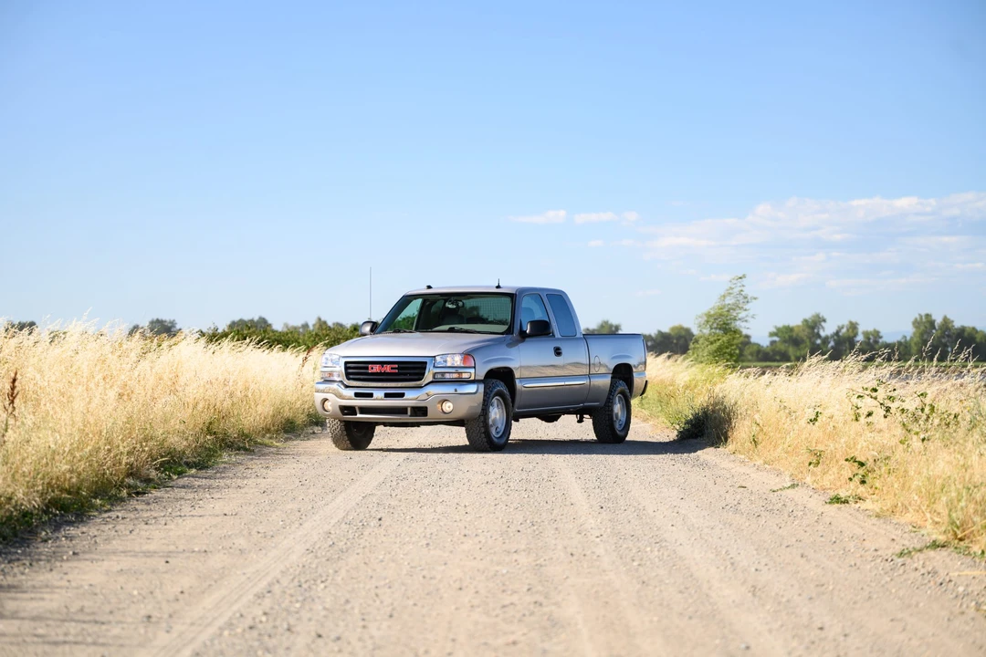 2004 GMC Sierra 2nd Gen - Image 7 of 31