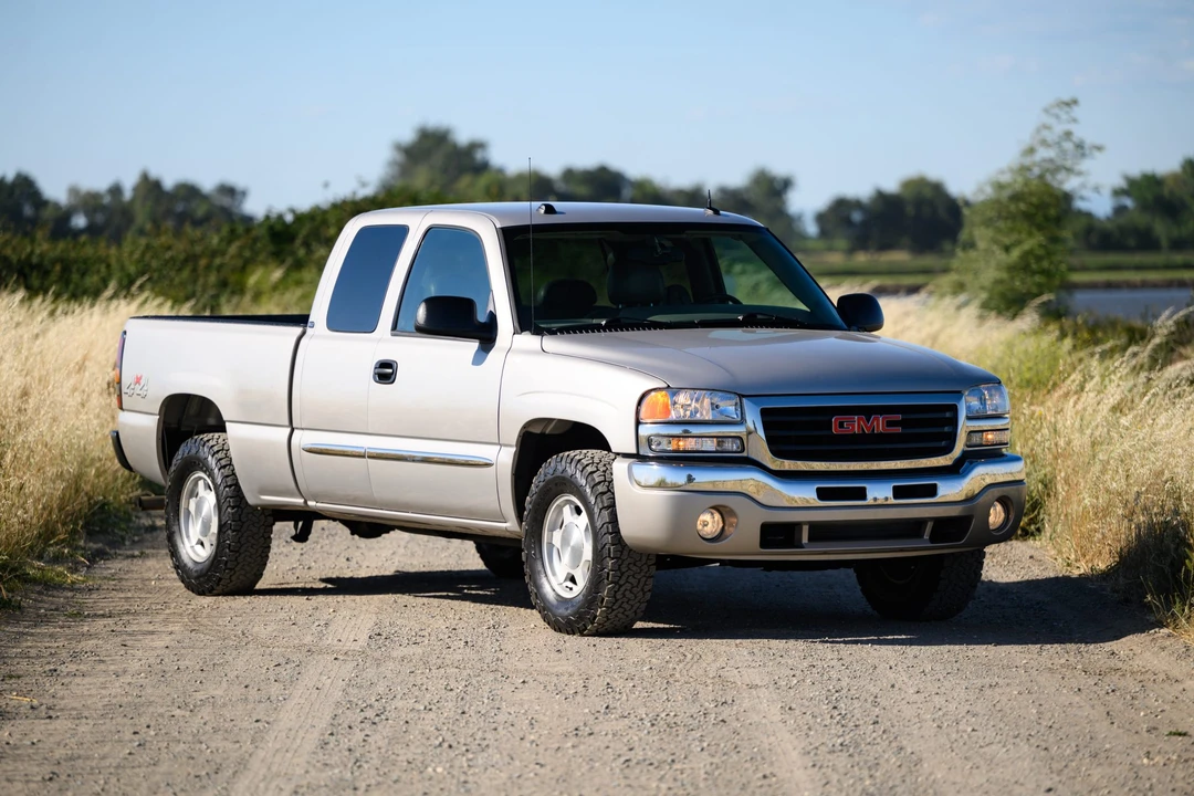2004 GMC Sierra 2nd Gen - Image 21 of 31