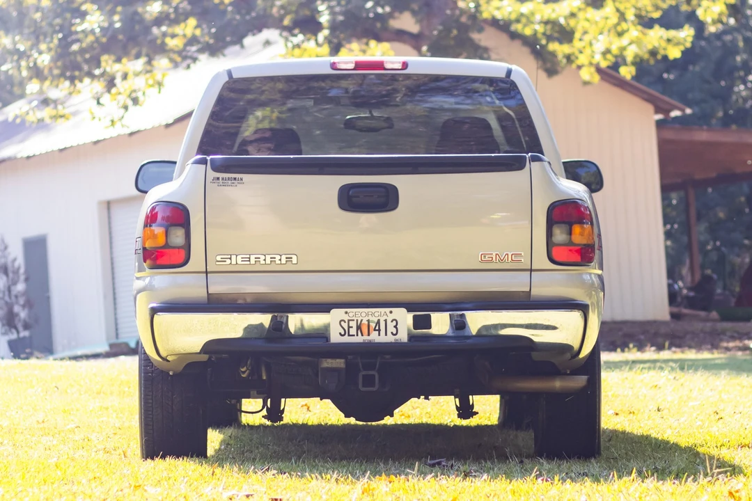 2004 GMC Sierra 2nd Gen - Image 7 of 31