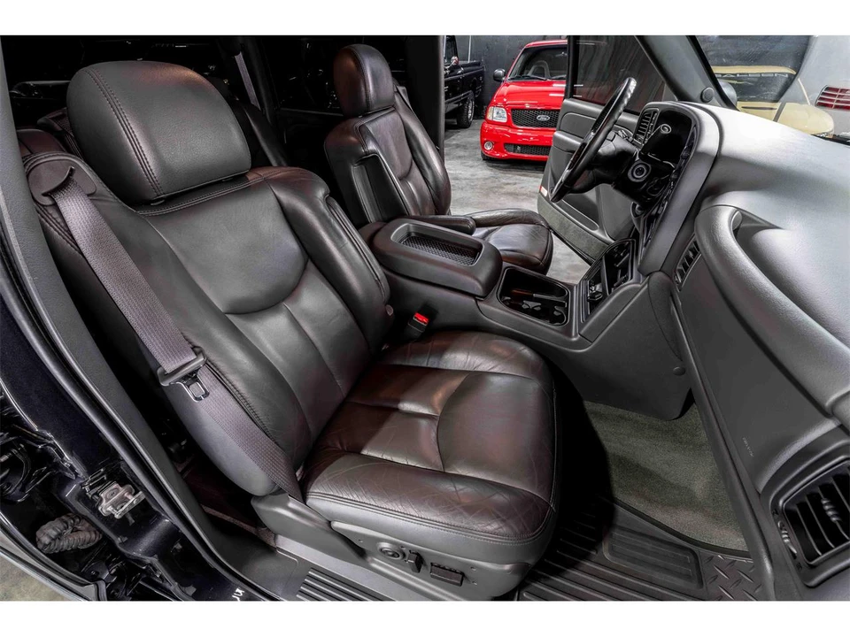 2004 GMC Sierra 2nd Gen - Image 11 of 20