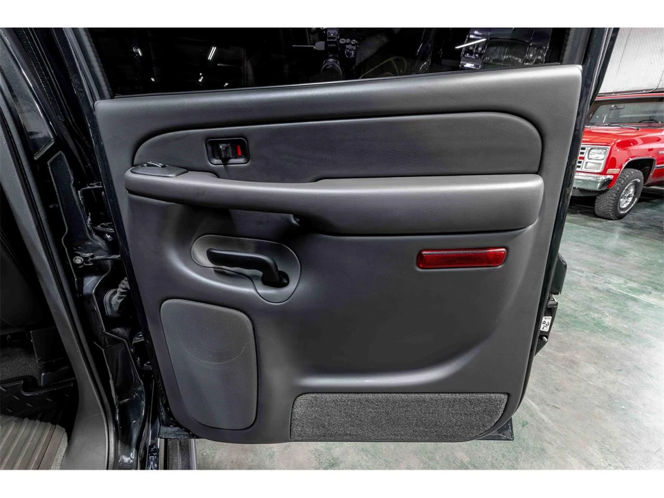 2004 GMC Sierra 2nd Gen - Image 15 of 20