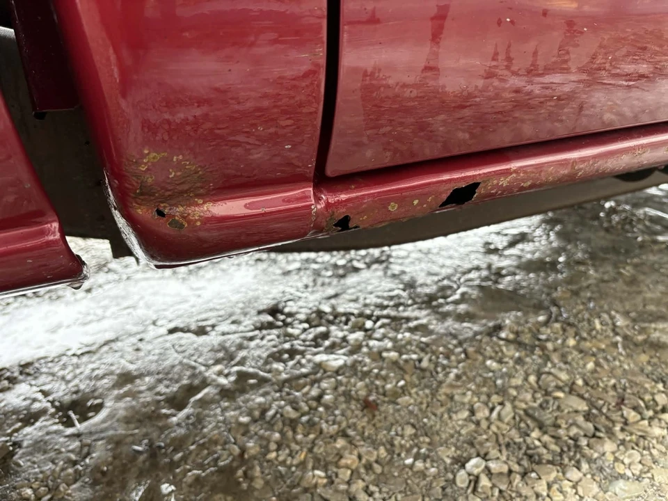2004 GMC Sierra Heavy Duty 2nd Gen - Image 6 of 14