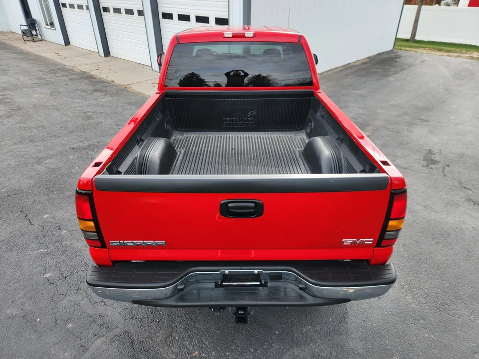 2004 GMC Sierra Heavy Duty 2nd Gen - Image 11 of 31
