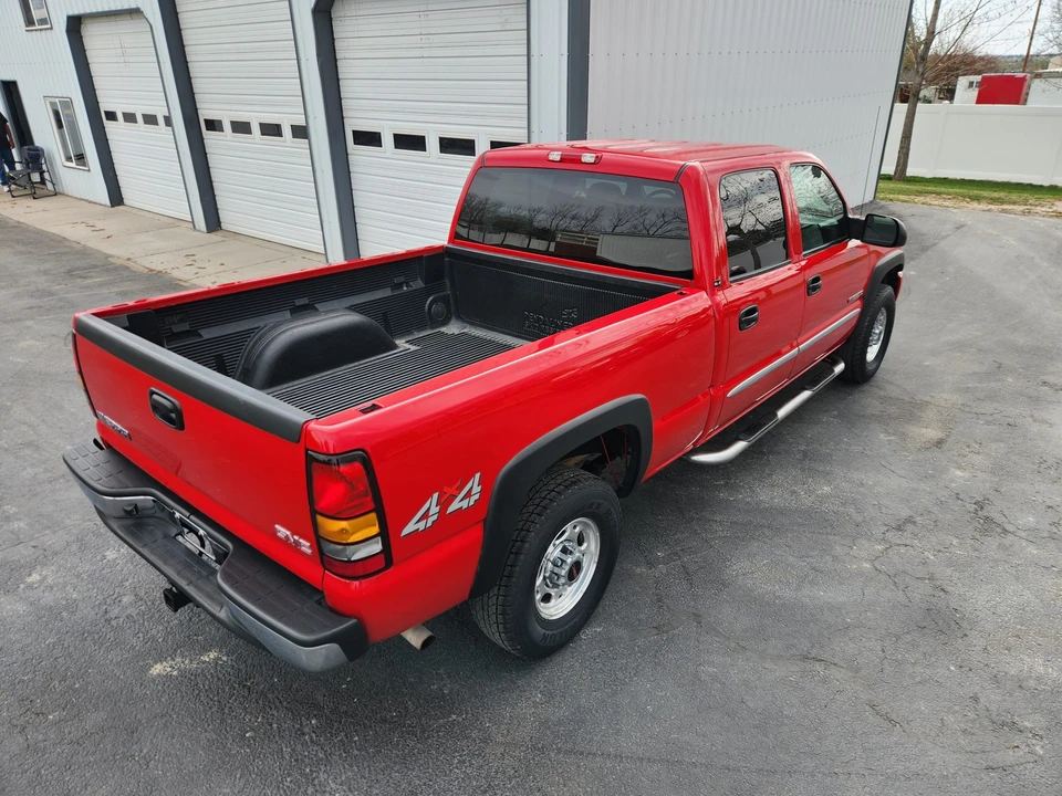 2004 GMC Sierra Heavy Duty 2nd Gen - Image 17 of 31