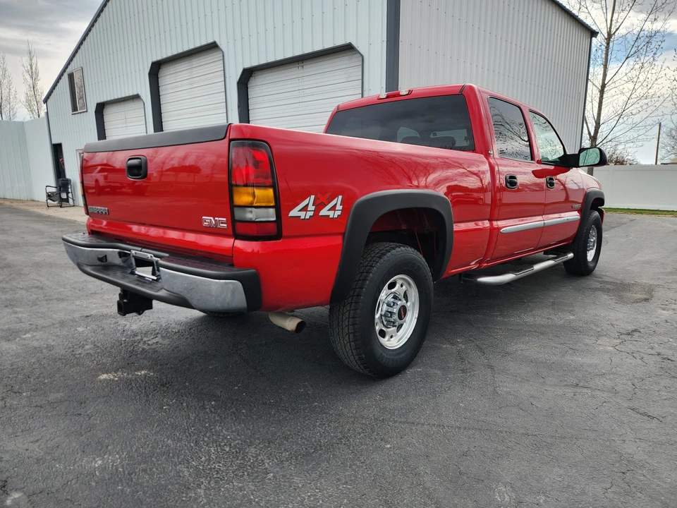 2004 GMC Sierra Heavy Duty 2nd Gen - Image 18 of 31