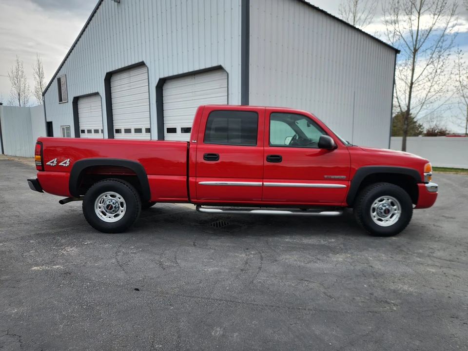 2004 GMC Sierra Heavy Duty 2nd Gen - Image 21 of 31
