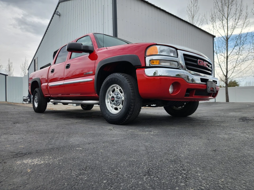 2004 GMC Sierra Heavy Duty 2nd Gen - Image 25 of 31