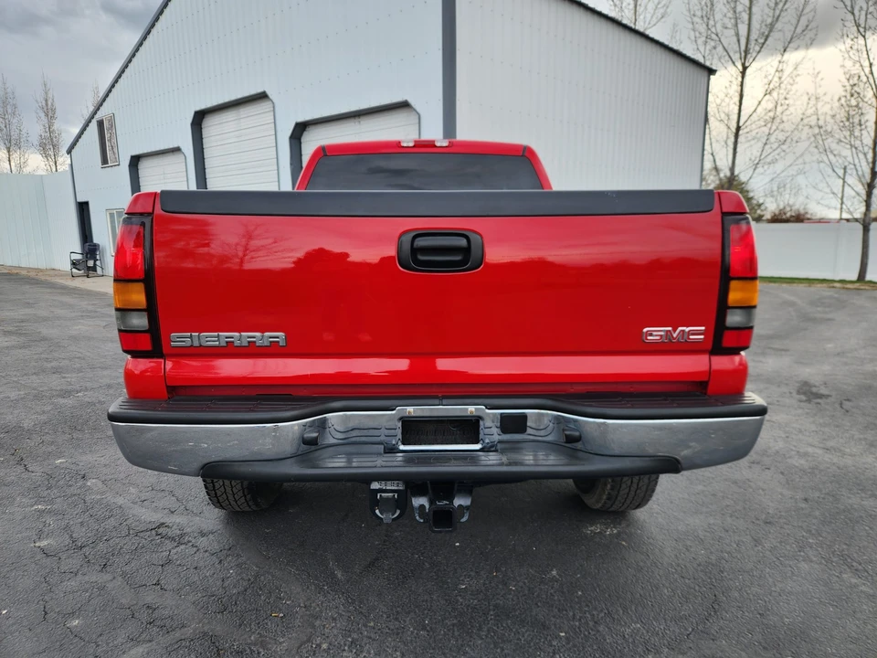 2004 GMC Sierra Heavy Duty 2nd Gen - Image 13 of 31