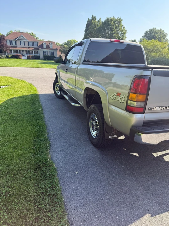2004 GMC Sierra Heavy Duty 2nd Gen - Image 26 of 31