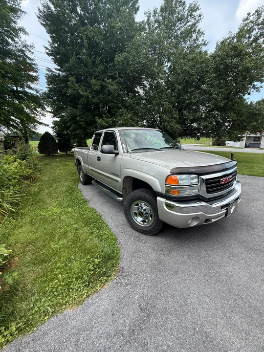 2004 GMC Sierra Heavy Duty 2nd Gen - Image 22 of 31