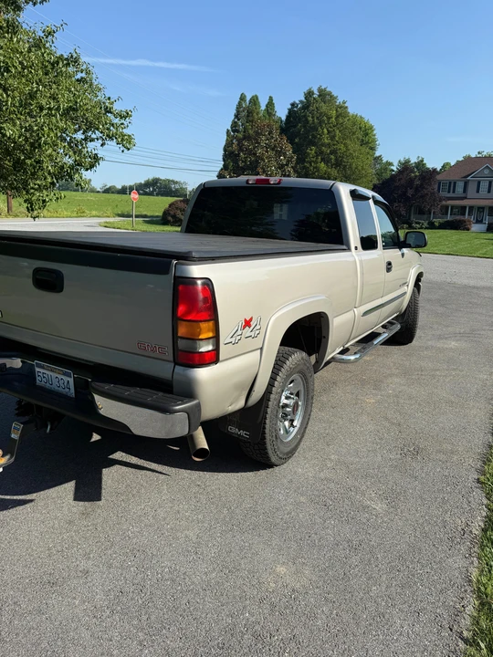 2004 GMC Sierra Heavy Duty 2nd Gen - Image 28 of 31